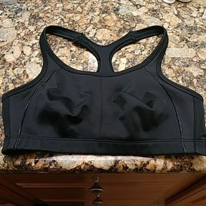 ☁ Never worn! ☁ Sports bra